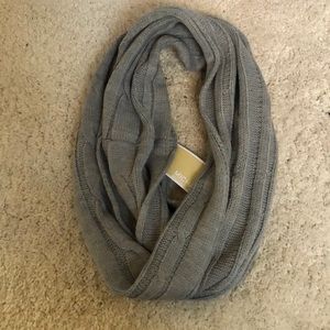 NWT Michael Kors Grey Infinity Scarf